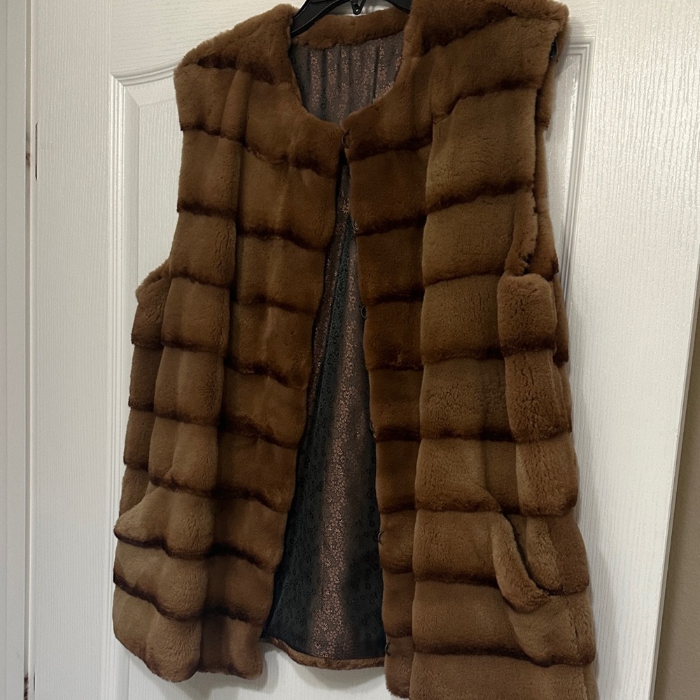 She's Cool Chocolate Mink Fur Vest
